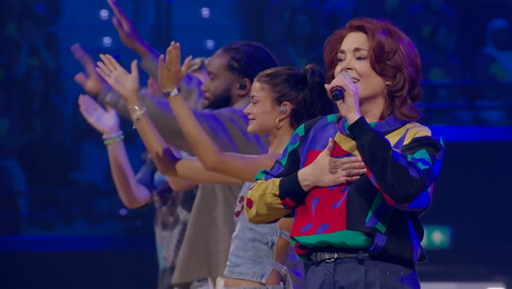 Sing & Dance UP!